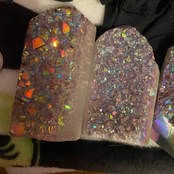 Aura amethyst tower - Picture 16 of 16